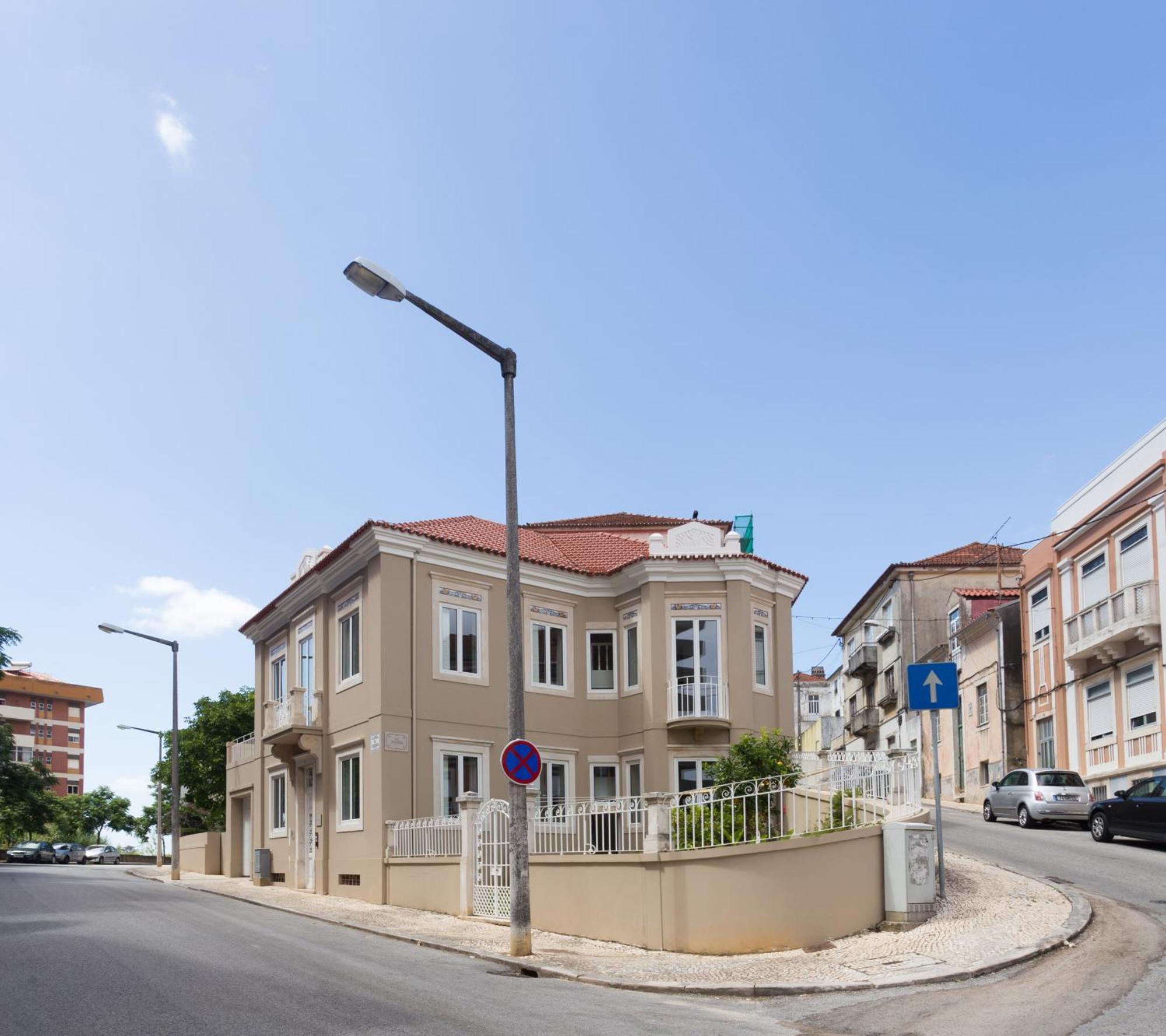 קוימברה Vila Julieta Guesthouse מראה חיצוני תמונה